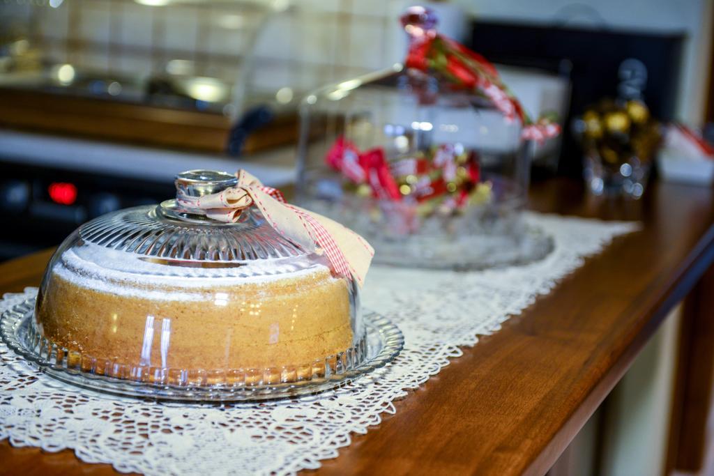 קרפניסיון Valentini Guesthouse חדר תמונה