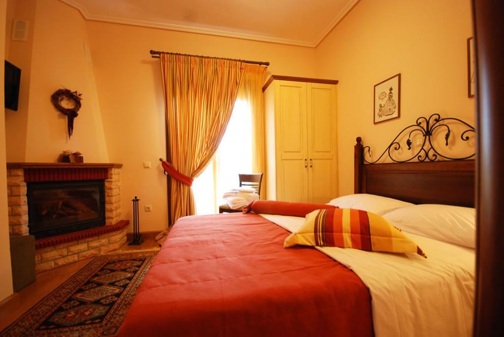 קרפניסיון Valentini Guesthouse חדר תמונה