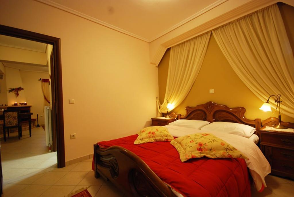 קרפניסיון Valentini Guesthouse חדר תמונה