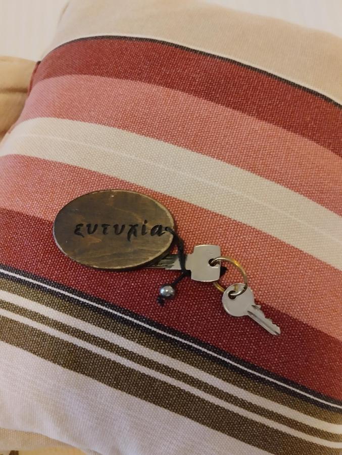 קרפניסיון Valentini Guesthouse מראה חיצוני תמונה