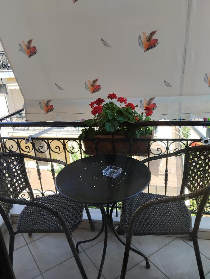 קרפניסיון Valentini Guesthouse מראה חיצוני תמונה
